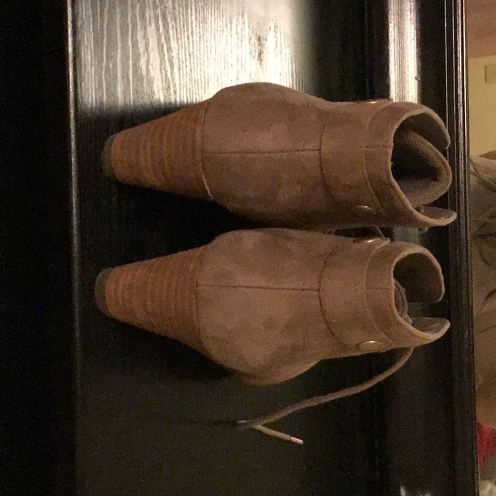 Booties - Picture 3 of 4